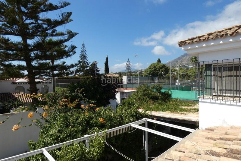 Foto 88d33e5f-24e5-4089-8ae5-e195ffb0bfd8. Chalet con parcheggio piscina in Valdeolletas - Las Cancelas - Xarblanca Marbella