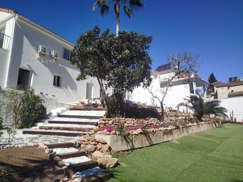 Foto d04d2e62-6962-46c1-9fc6-bcddf2aac573. Xalet amb piscina a campo de Mijas Mijas