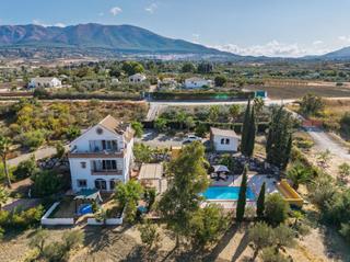 Country house in Centro