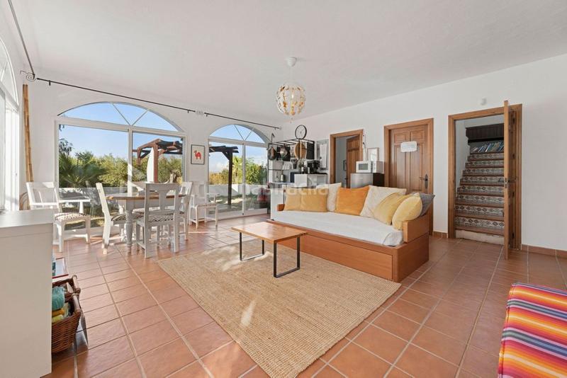 Foto 96d1e88d-bf85-4429-a18e-d5e9fb529956. Country house with parking pool in Centro Alhaurín el Grande