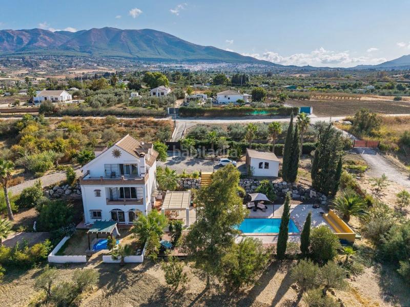 Foto fd93b111-10f9-463a-a076-a7b901f72e05. Country house with parking pool in Centro Alhaurín el Grande