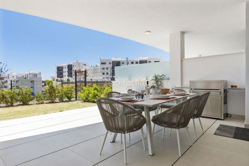 Foto 58243130-a034-4bb0-b422-bc8ff9965498. Planta baixa amb calefacció aparcament piscina a Fuengirola