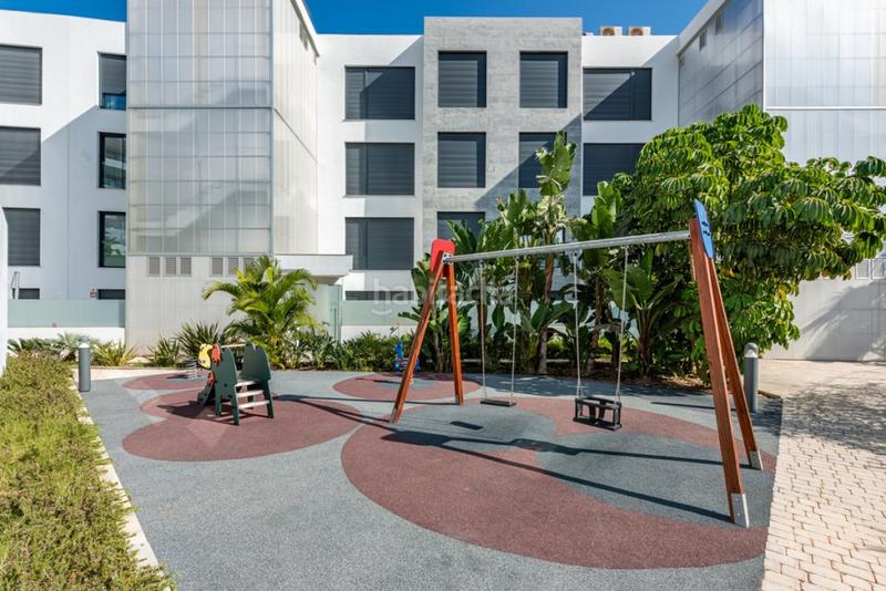 Foto dbd4e080-0a80-439b-9f44-c59581d7b1f6. Apartament amb aparcament piscina a Centro ciudad Fuengirola