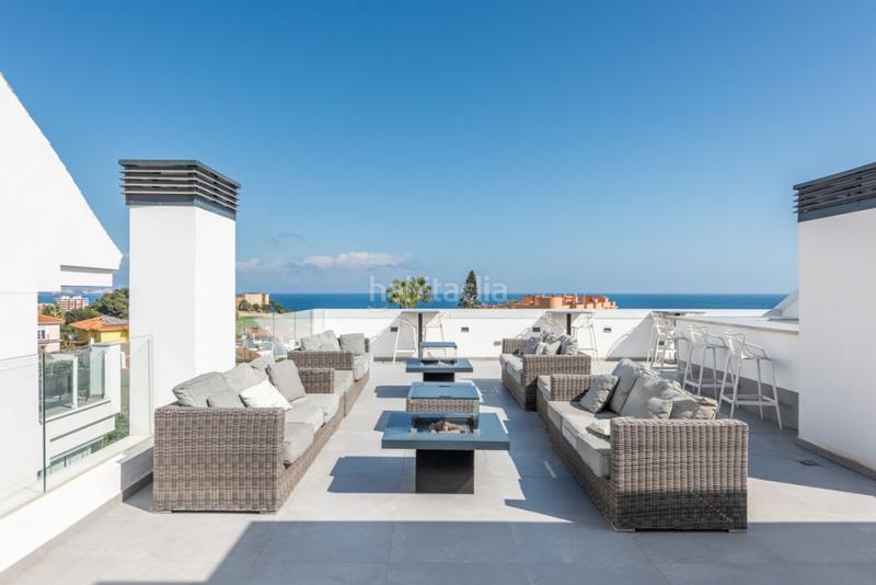 Foto e30f5780-a13b-464a-b026-bed80271fa4e. Apartament amb aparcament piscina a Centro ciudad Fuengirola