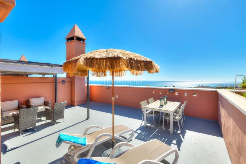 Foto ac432141-7d8f-4c39-adf3-90d882906ca5. Àtic amb aparcament piscina a Torreblanca del Sol Fuengirola