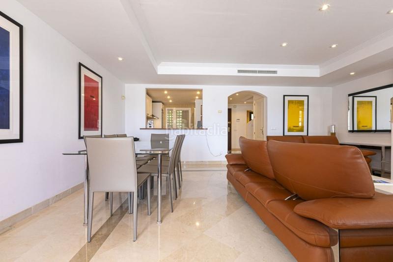 Foto e41d157a-90a6-456f-8f19-b20730ec804b. Casa pareada en los arqueros - puerto del almendro Benahavís