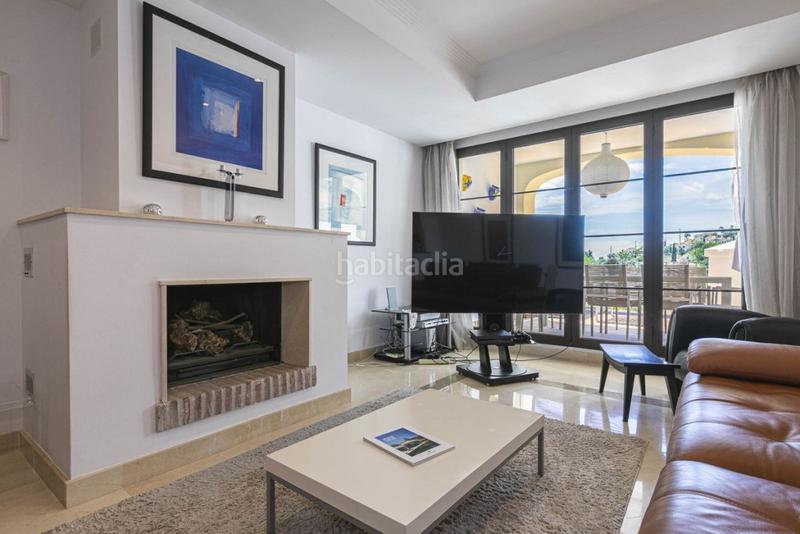 Foto 6962f5a2-a655-4fb7-8971-c2a3b2a756f3. Maison jumelée avec chauffage parking piscine dans los arqueros - puerto del almendro Benahavís