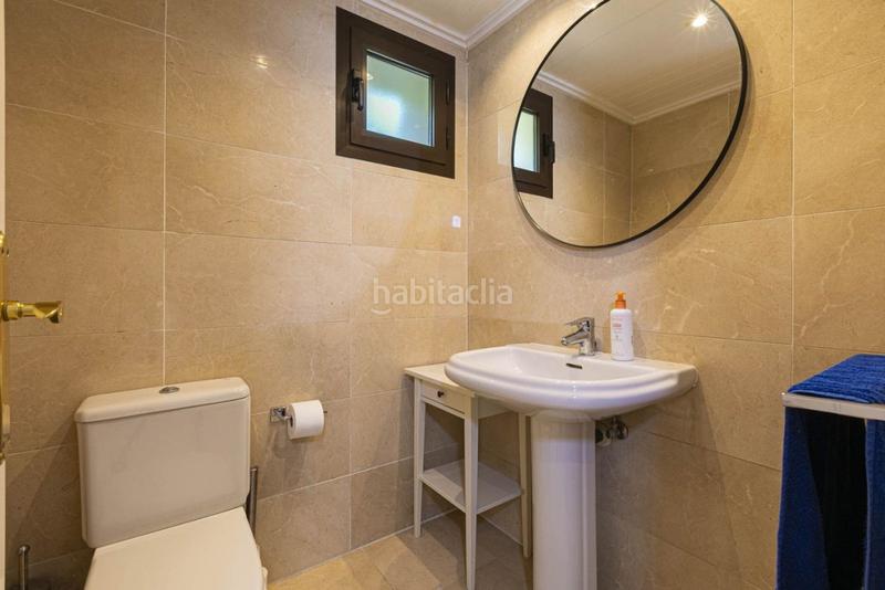 Foto 958ecba6-4628-4354-b1e1-0764b9078220. Maison jumelée avec chauffage parking piscine dans los arqueros - puerto del almendro Benahavís