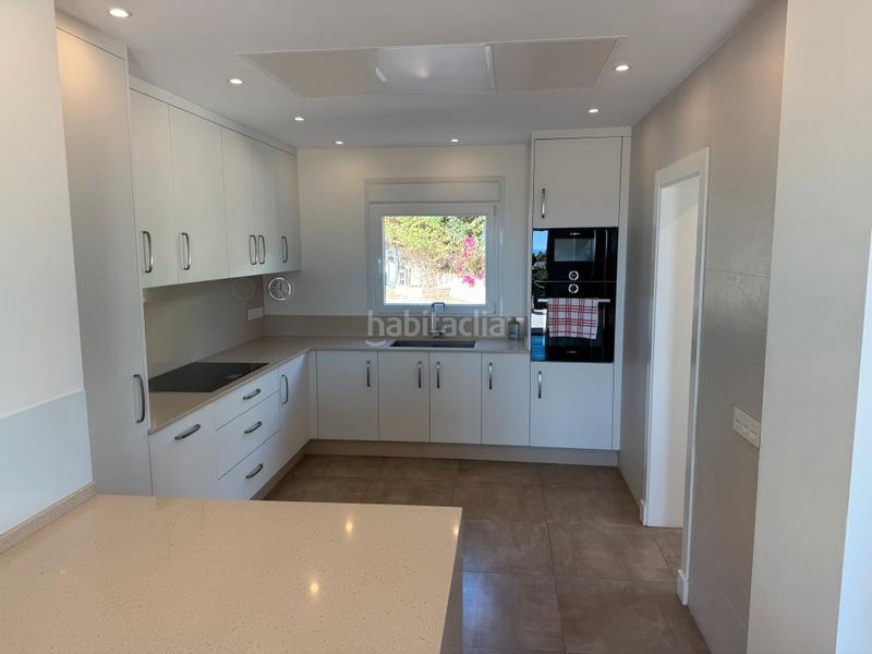 Foto 70ab490e-6dd6-483e-a02e-74ae7faf9710. Chalet in Seghers Estepona