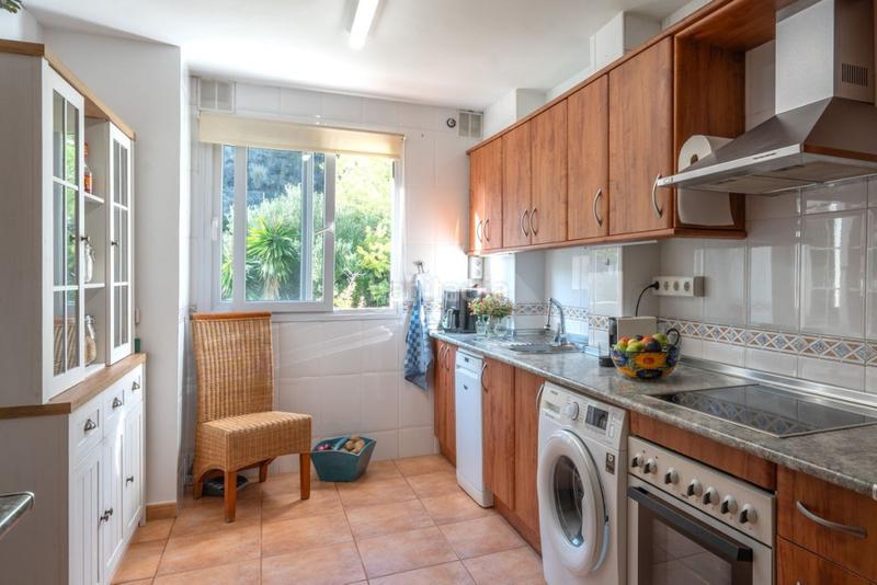 Foto df1c247d-f42e-4163-affe-8db1445dcc52. Attique avec parking piscine dans Centro Benalmádena