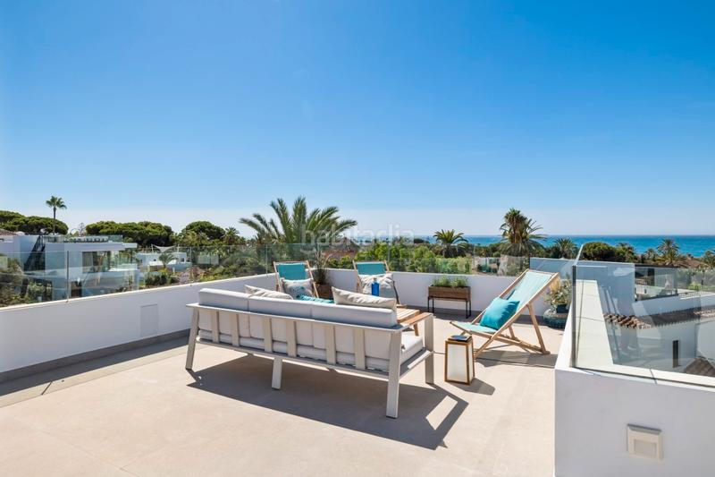 Foto 8730fa3b-aaf9-45ef-abae-a8b848466049. Chalet mit parking pool in Marbesa Marbella