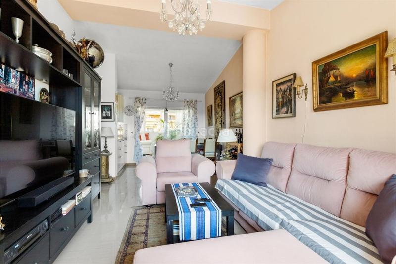 Foto 314db95d-09d4-4f0c-bd5e-27c0529e09f1. Àtic amb piscina a Los Pacos Fuengirola