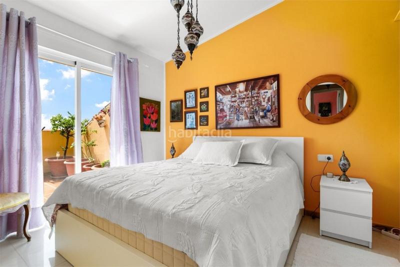 Foto 1910e870-acc0-4160-bdae-bb9f7d927b46. Attico con piscina in Los Pacos Fuengirola