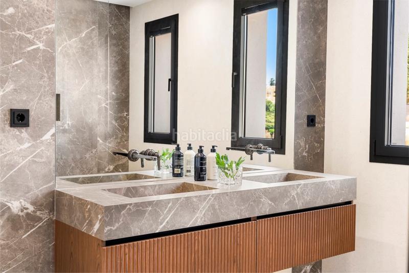 Foto d65ef5e1-90a8-4dd1-813b-b983ca11faba. Chalet mit heizung parking pool in Los Flamingos Benahavís