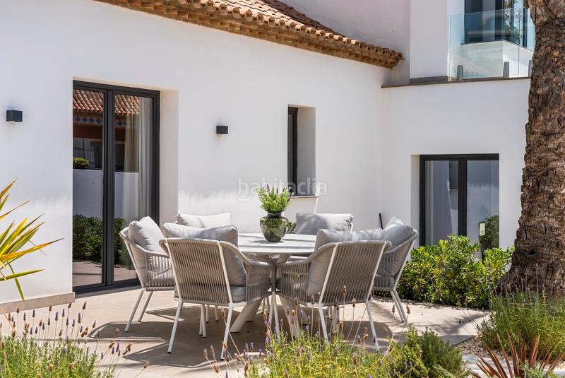 Foto f31354d4-ebad-483a-b2e0-04b311aaefd5. Chalet con riscaldamento parcheggio piscina in Los Flamingos Benahavís