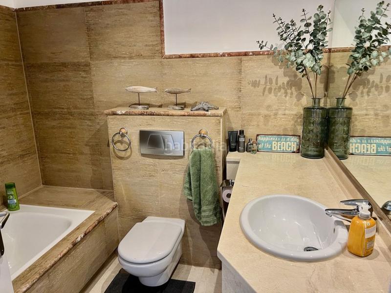 Foto e0a9db15-461c-4189-8ed6-1b68a4f41884. Appartement mit heizung parking pool in Calahonda Mijas