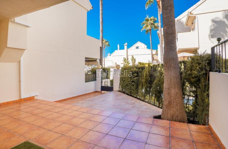 Foto 36a691a0-3972-42bd-b765-7e24ac3f45f6. Casa pareada en Las Chapas - Alicate Playa Marbella