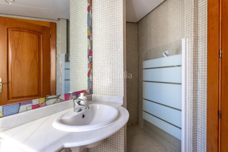 Foto 5550d342-79dd-46ac-991d-277c517ddd54. Casa pareada en Las Chapas - Alicate Playa Marbella