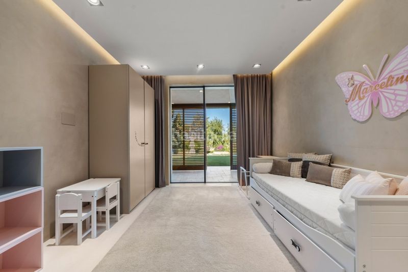 Foto aebd403f-879c-439b-8d96-049b2087c84a. Chalet en Río Real Marbella