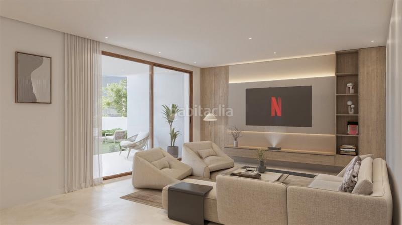 Foto b08f2132-de77-4047-9a78-57a7eb598a85. Chalet mit pool in Parque Central Estepona