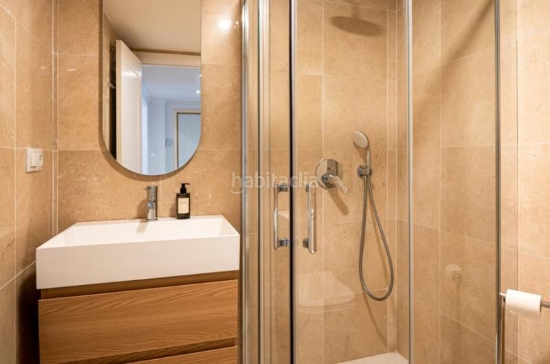 Foto 4dda0082-c789-4f31-93b9-5a85decba119. Piano terra con parcheggio piscina in Río Real Marbella