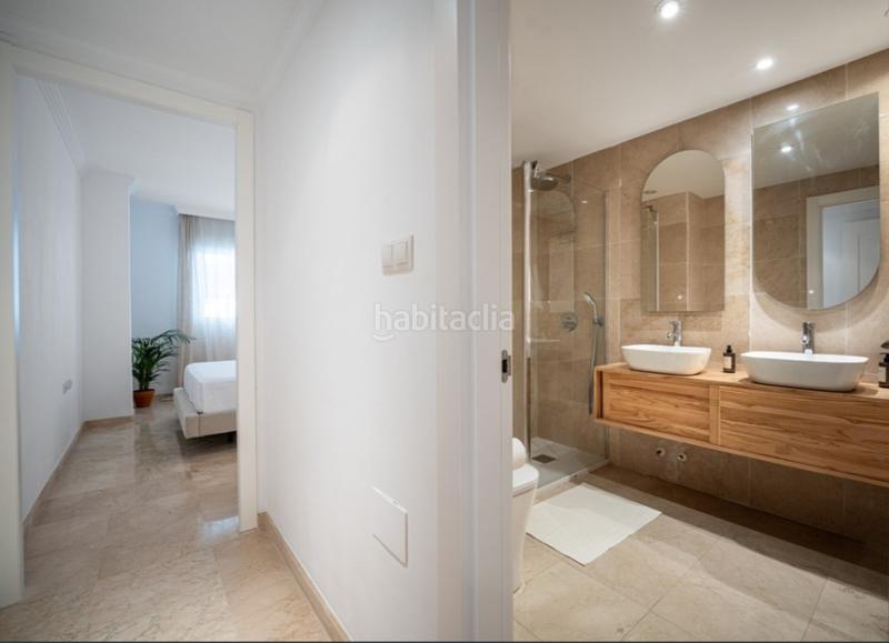 Foto 2ee1b755-cfd2-4807-b0fd-e02f6ad39fa3. Planta baixa amb aparcament piscina a Río Real Marbella