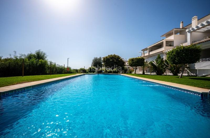 Foto 4b65218b-dcdb-42a5-8700-766857a9c836. Planta baja en Río Real Marbella