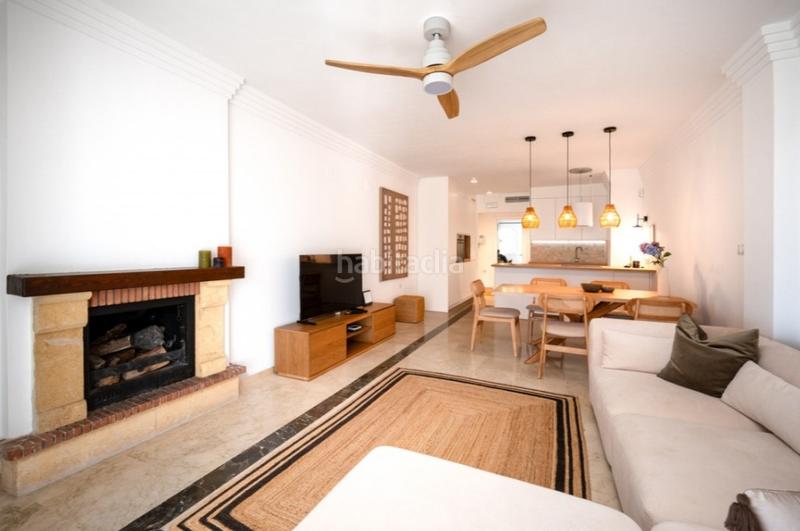 Foto f35e74f2-f3dc-45b6-8743-feef1c5f52da. Planta baja en Río Real Marbella