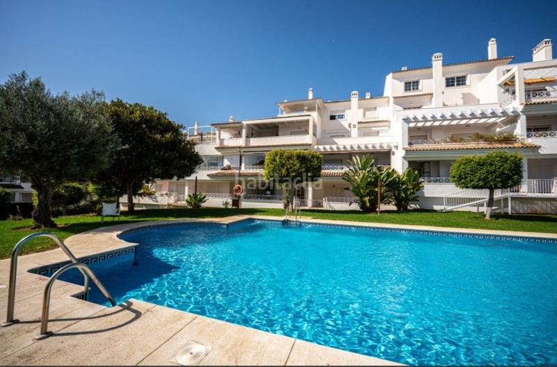 Foto 6c8b734d-2a18-4ae8-b60f-85efd75ffff1. Rez-de-chaussée avec parking piscine dans Río Real Marbella