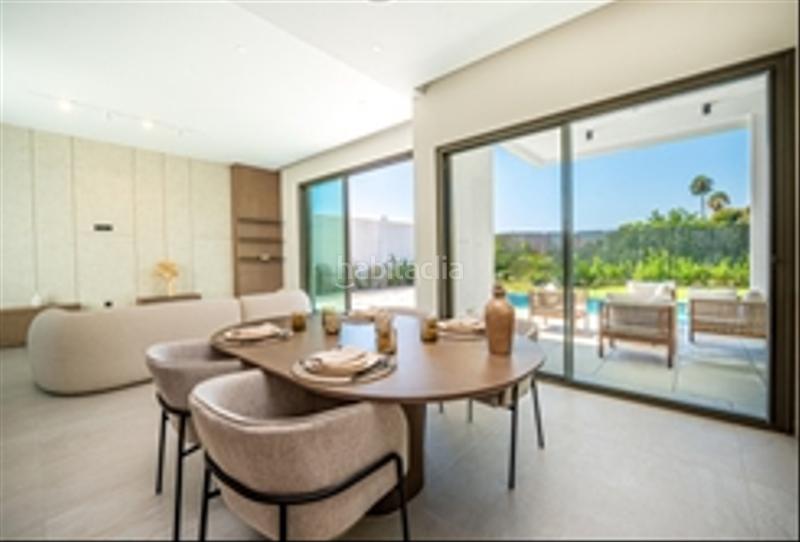 Foto d62f30d6-d6bf-4e11-ab6f-aedbb2bd626e. Chalet avec parking piscine dans Seghers Estepona