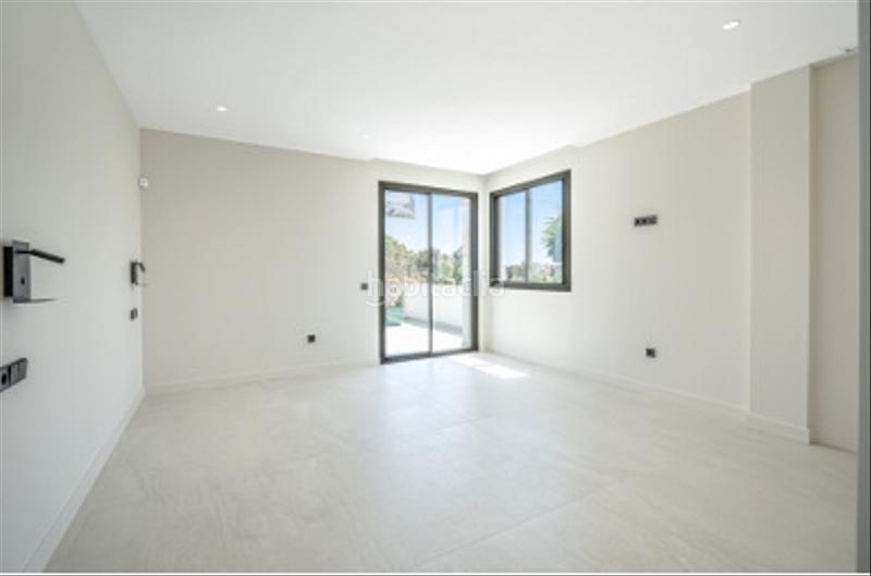 Foto 4cf70ae4-3328-47b4-863f-cf3f05083169. Chalet con parcheggio piscina in Seghers Estepona