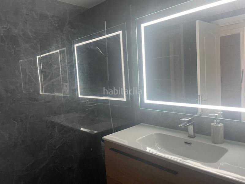 Foto 7c2a3d0e-6abf-4e51-9f01-afe2bc797ea3. Apartament amb aparcament piscina a Torreblanca del Sol Fuengirola