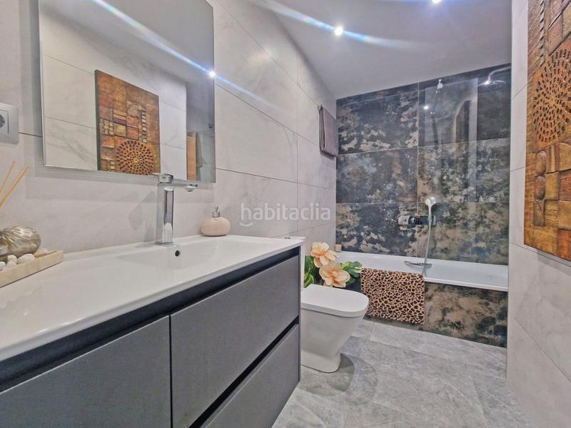 Foto 2c3520bd-8ef2-43a7-9165-7f8229b9d418. Erdgeschoss mit parking pool in Calahonda Mijas