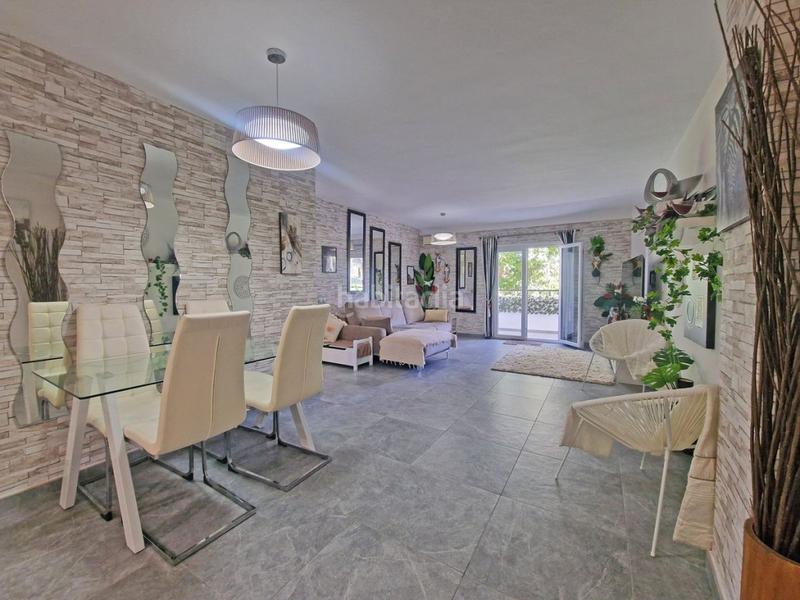 Foto 8bfa0487-0910-4e7c-a2bb-f13d8ec389c3. Planta baixa amb aparcament piscina a Calahonda Mijas