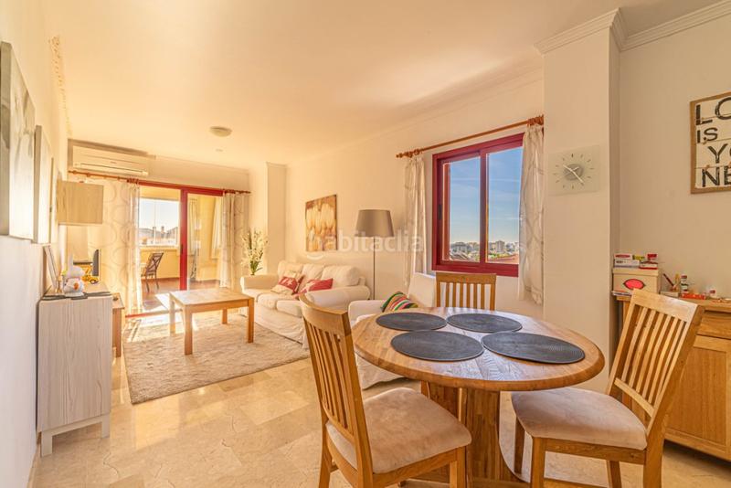 Foto e3fc9f30-fce9-4e93-8460-9bf4ff5f789f. Apartment with parking pool in Los Pacos Fuengirola