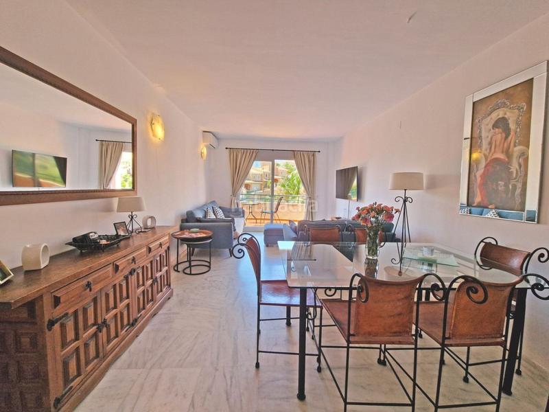 Foto e7e472e4-8ddc-4e1b-b771-c8b25098eb80. Àtic amb aparcament piscina a Riviera del Sol Mijas