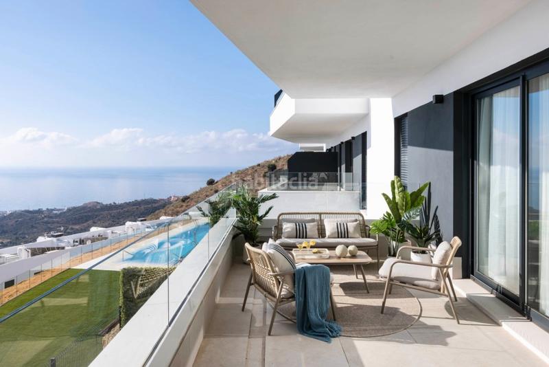 Foto 460d357f-a999-42ca-af2d-d7a86b356e18. Penthouse with parking pool in Cotomar Rincón de la Victoria