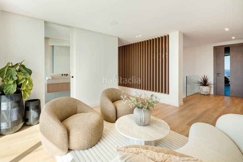 Foto 24cf8828-7794-4318-86e5-2a2e77d54d12. Chalet with parking pool in Elviria Marbella