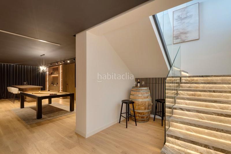 Foto 714d60af-1800-4250-b312-87f794791bfc. Chalet with parking pool in Elviria Marbella