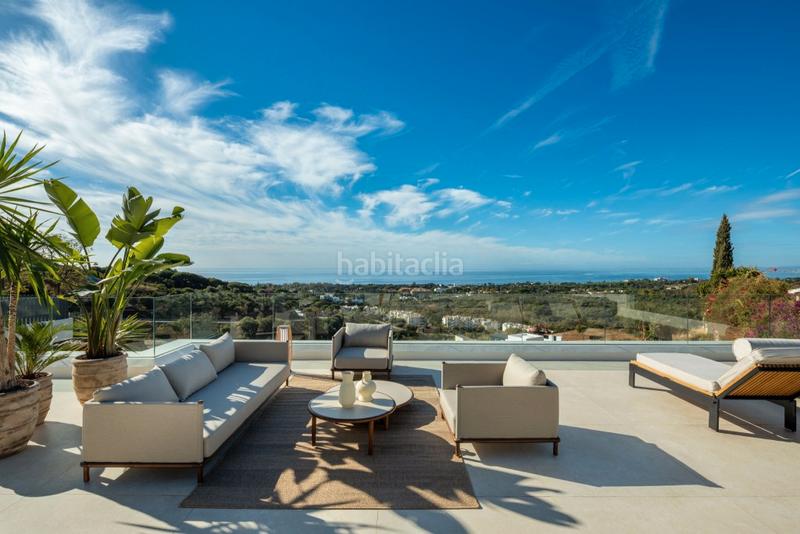 Foto a9939d2a-53cd-4382-ac0e-44b9ac928fb3. Chalet con parcheggio piscina in Elviria Marbella