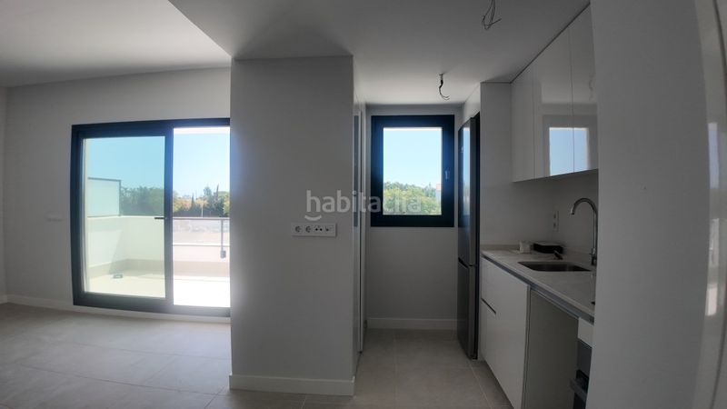 Foto 55c4ddc3-587a-40ea-baad-65e9cc69f52c. Penthouse with parking pool in Zona de Punta Plata Estepona