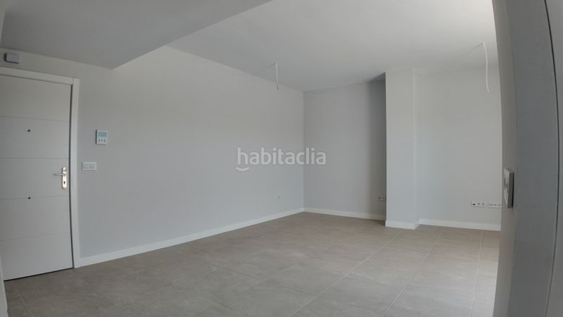 Foto c89b7dad-8dbd-474b-b6ee-f57c8d2af32c. Penthouse with parking pool in Zona de Punta Plata Estepona