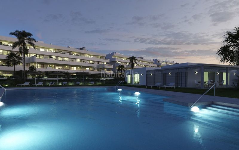 Foto cfc21479-5685-4041-8ff8-b777221f56a5. Penthouse with parking pool in Zona de Punta Plata Estepona