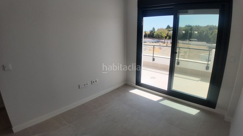 Foto f73405a1-d707-407a-8c55-31c6fa41f3d1. Penthouse with parking pool in Zona de Punta Plata Estepona