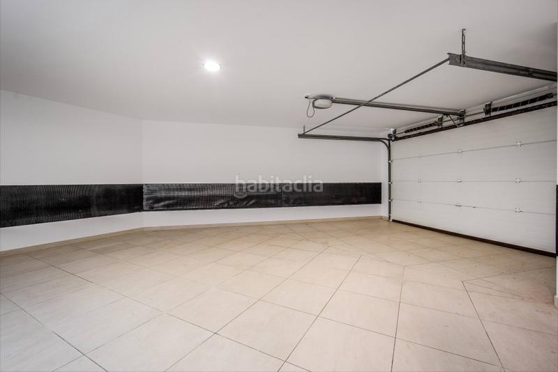 Foto 5ddf54f0-c049-40d6-b11c-8403ffe4ea48. Chalet avec chauffage parking piscine dans lomas de Marbella club Marbella