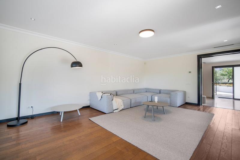 Foto 5f9f01ca-125a-47aa-80d5-e4adbabed251. Chalet avec chauffage parking piscine dans lomas de Marbella club Marbella