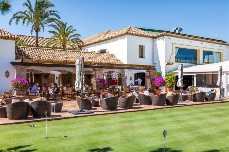 Foto ae669b5a-0ec9-41c5-a097-ff9671b06f75. Dachwohnung mit parking pool in La Cala Golf - Lagar Martell Mijas