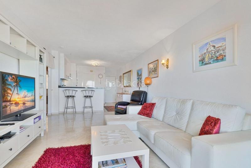 Foto 526c97bb-d1da-4899-b11b-3cbb2868f0b6. Apartament amb aparcament a Puerto Deportivo Fuengirola