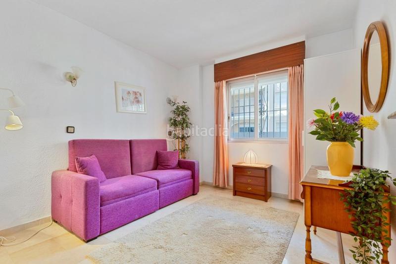 Foto 9a0eff44-b406-4f02-bbb9-e6f578fac2f1. Apartamento en Puerto Deportivo Fuengirola