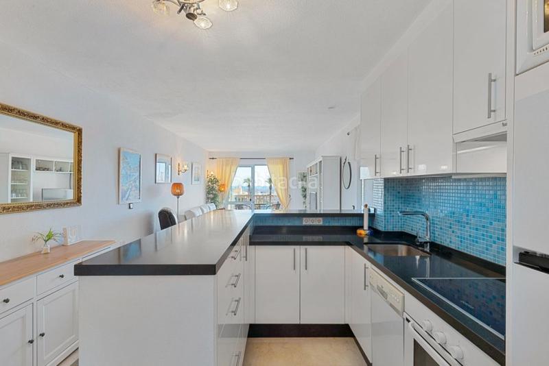 Foto 84f2ef7c-e9f6-44ee-bf72-6e80236cabf4. Apartment with parking in Puerto Deportivo Fuengirola